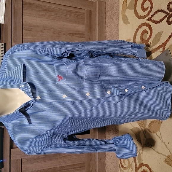 American eagle button up - Picture 1 of 3